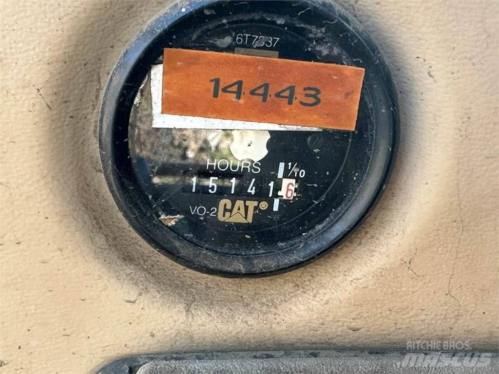 CAT 330B Kāpurķēžu ekskavatori