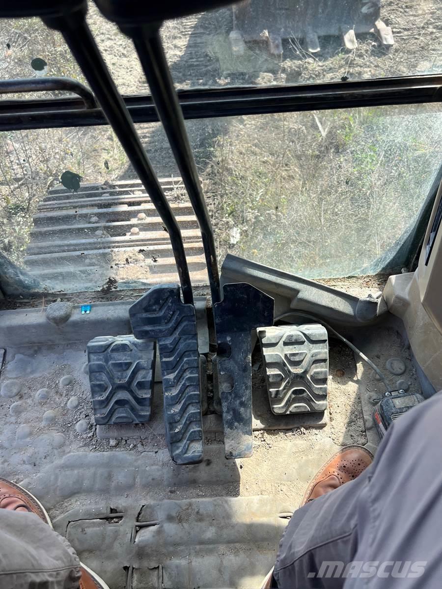 CAT 330CL Kāpurķēžu ekskavatori