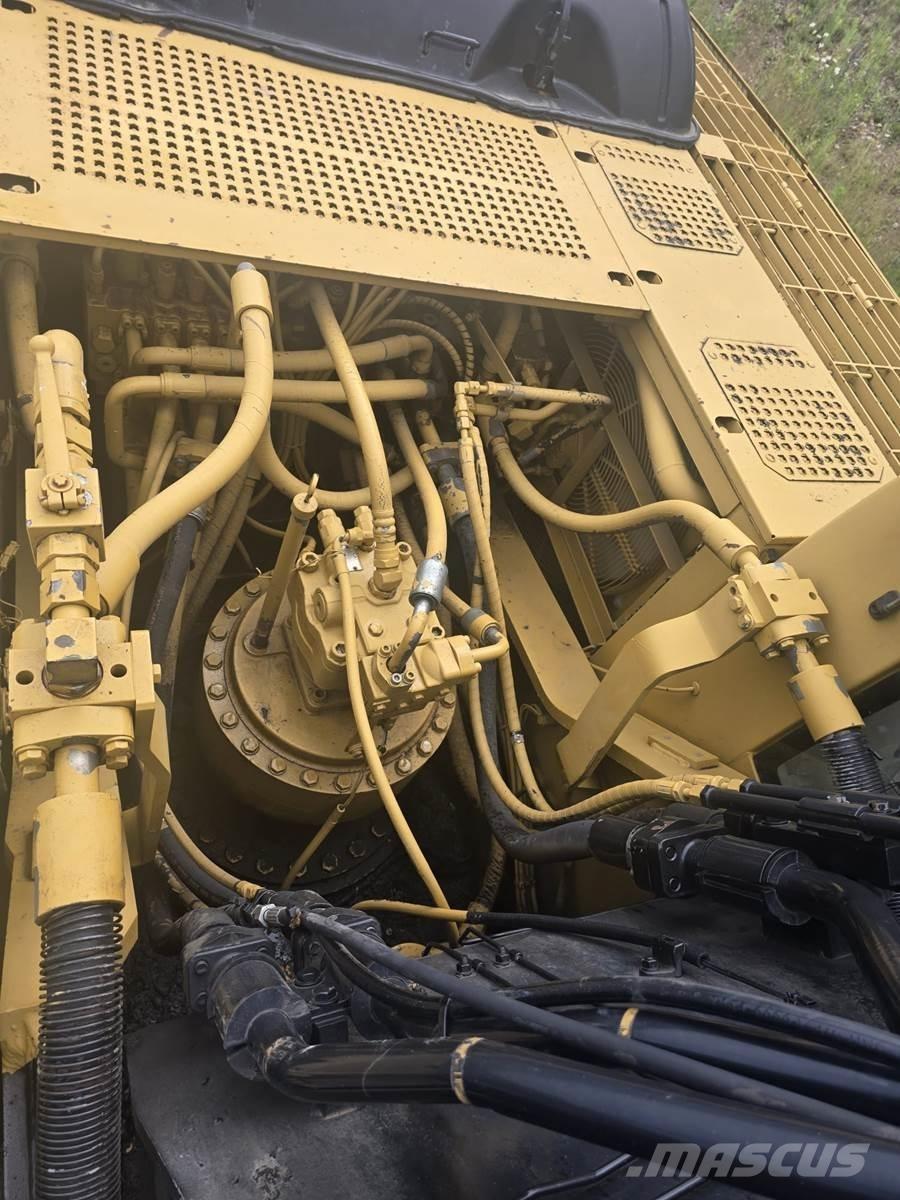 CAT 330CL Kāpurķēžu ekskavatori
