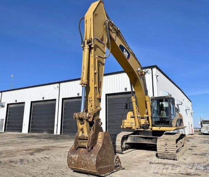 CAT 330D Kāpurķēžu ekskavatori