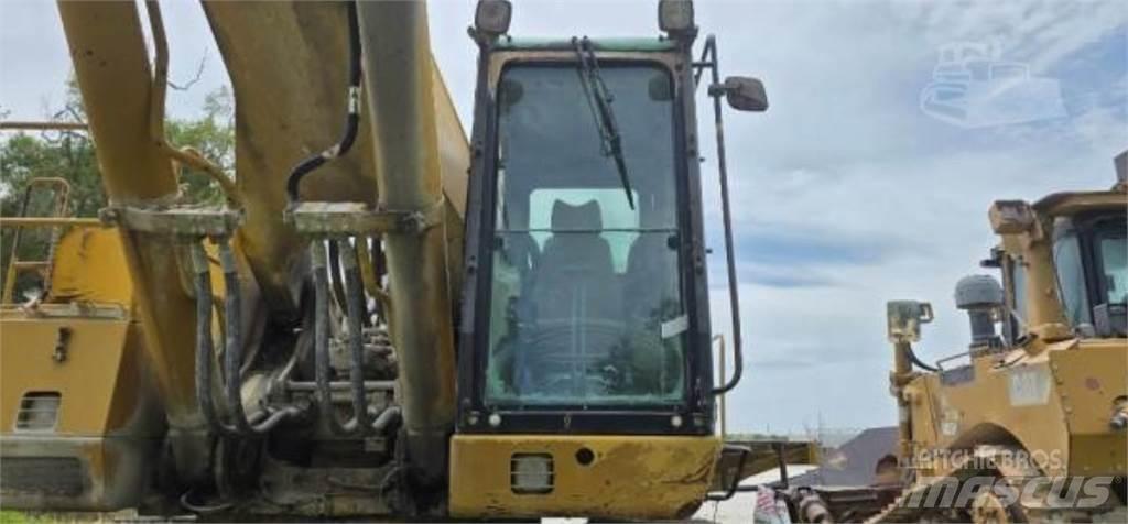 CAT 385B Kāpurķēžu ekskavatori