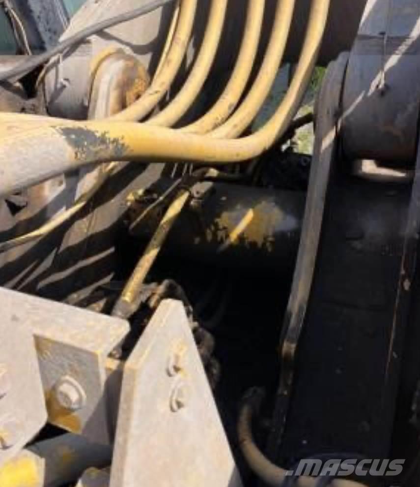 CAT 390FL Kāpurķēžu ekskavatori