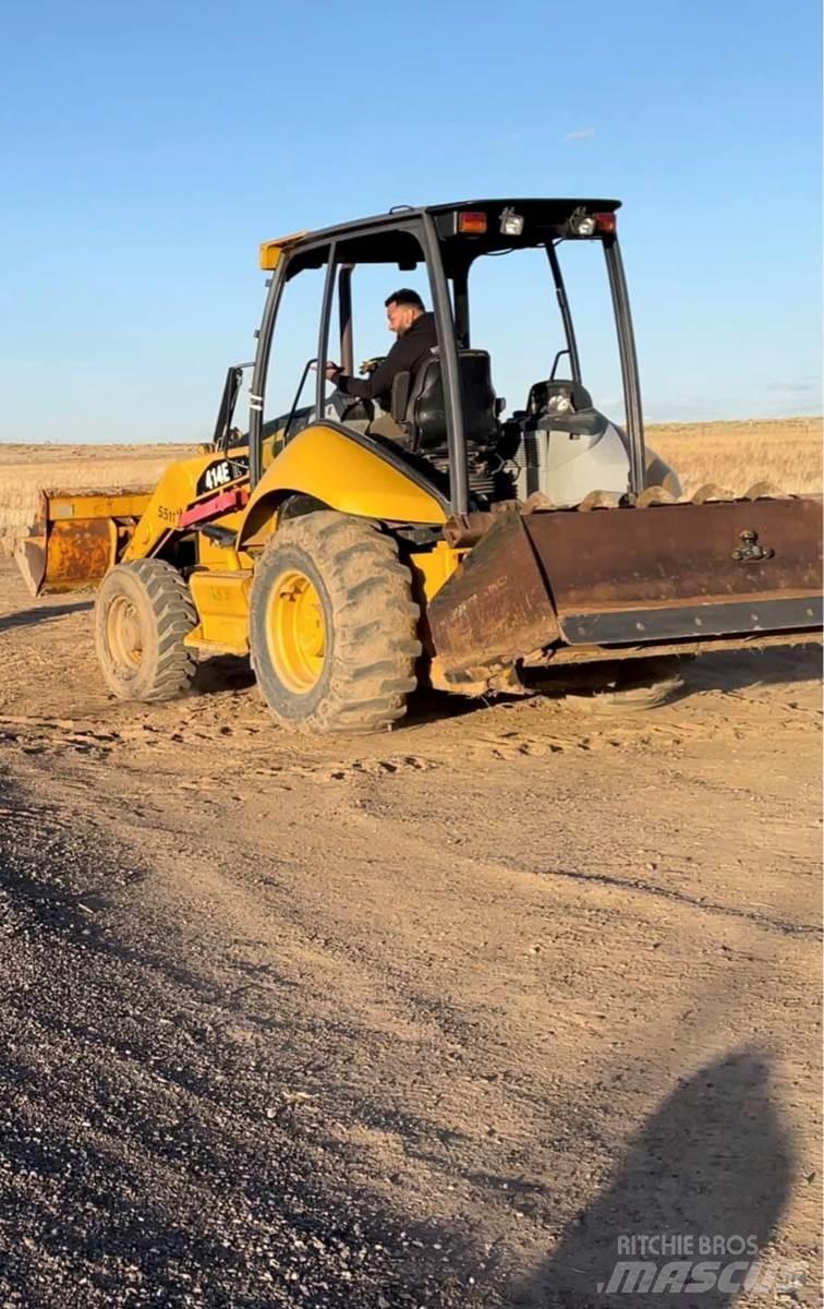 CAT 414E Karjeru tehnika