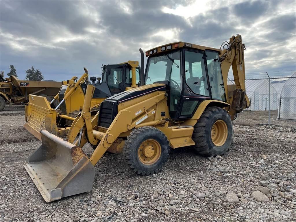 CAT 420D Ekskavatori-iekrāvēji
