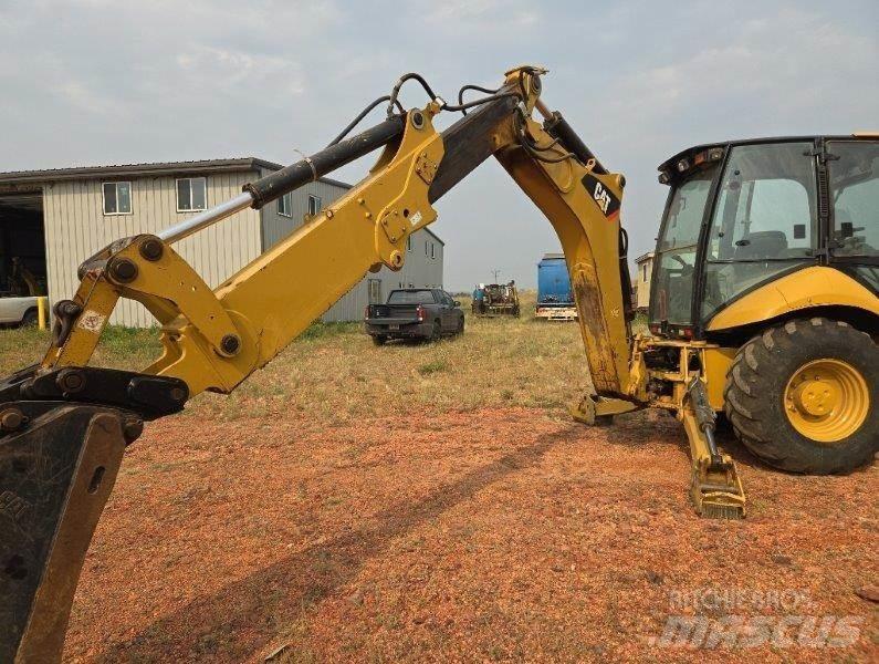 CAT 420E Ekskavatori-iekrāvēji