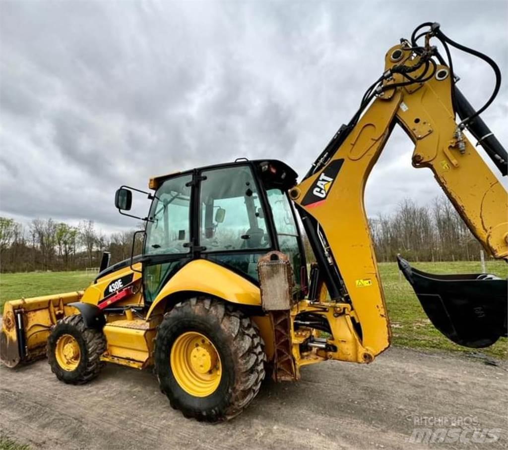 CAT 430E Ekskavatori-iekrāvēji