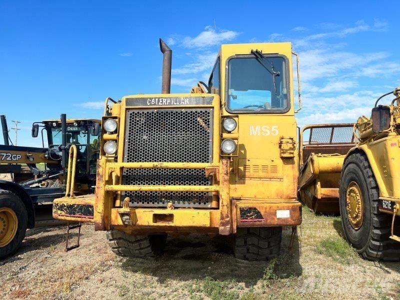 CAT 621E Skrēperi