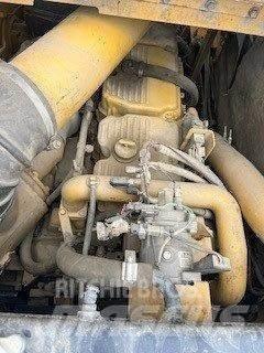 CAT 621G Skrēperi