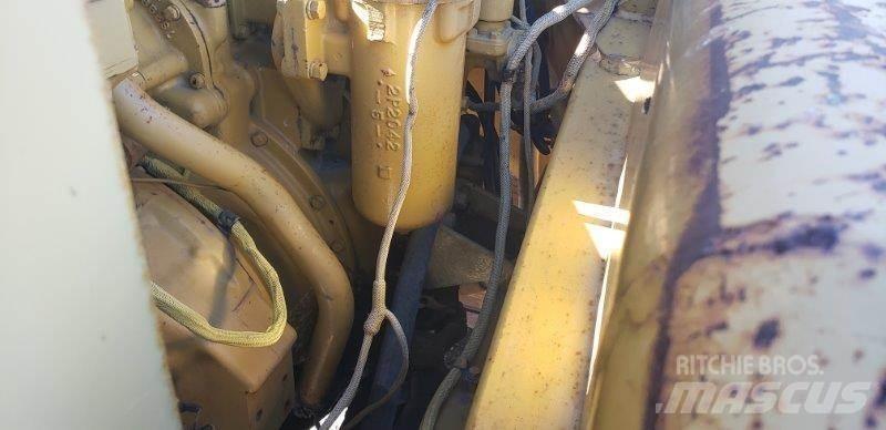 CAT 627B Skrēperi