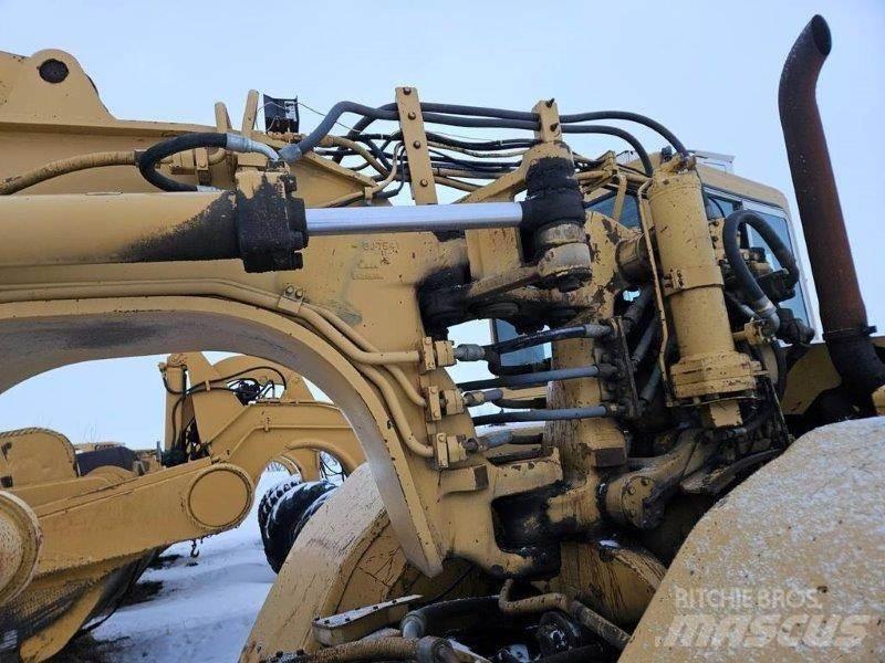 CAT 627B Skrēperi