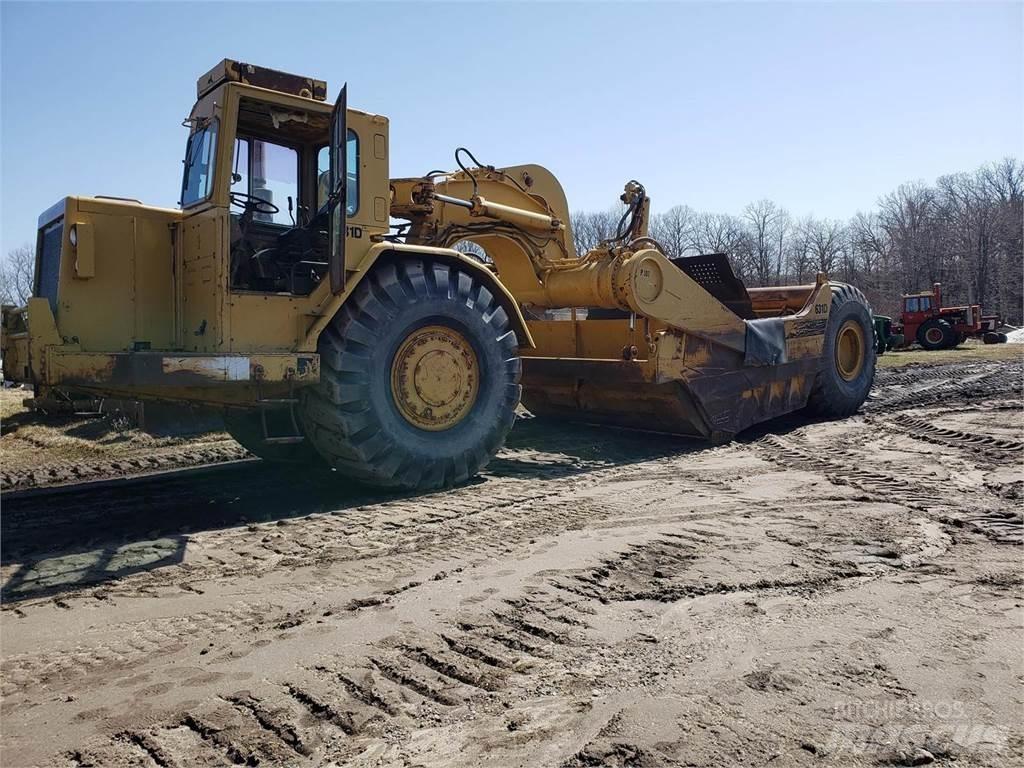 CAT 631D Skrēperi
