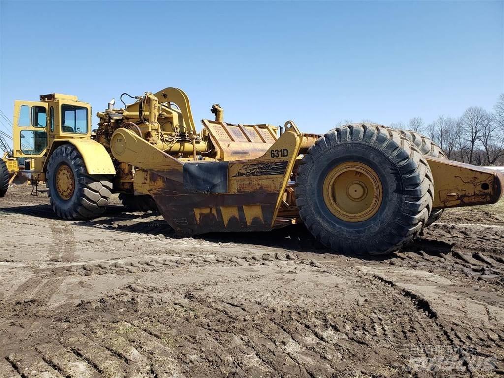 CAT 631D Skrēperi
