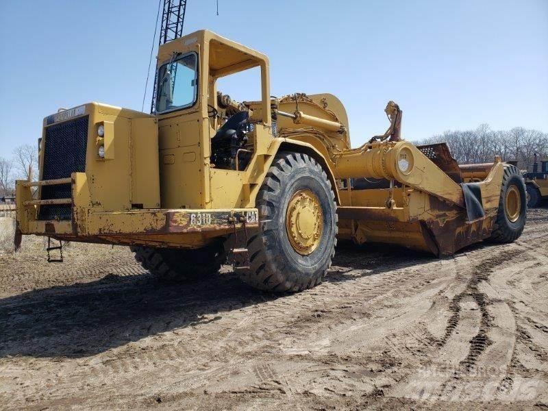 CAT 631D Skrēperi