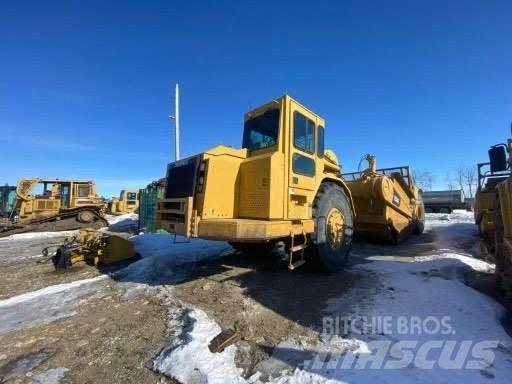 CAT 631G Skrēperi