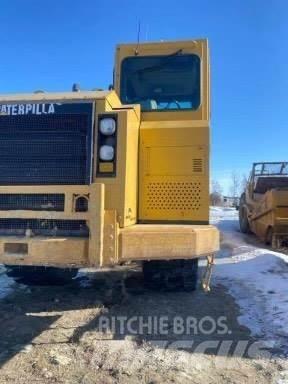 CAT 631G Skrēperi