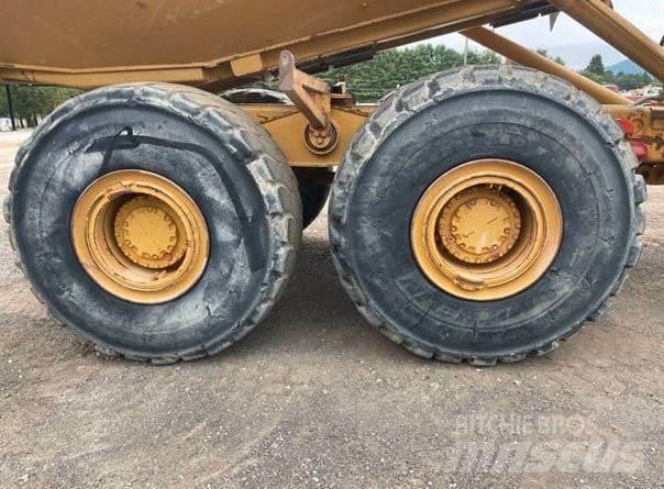 CAT 740 Artikulētie pašizgāzēji
