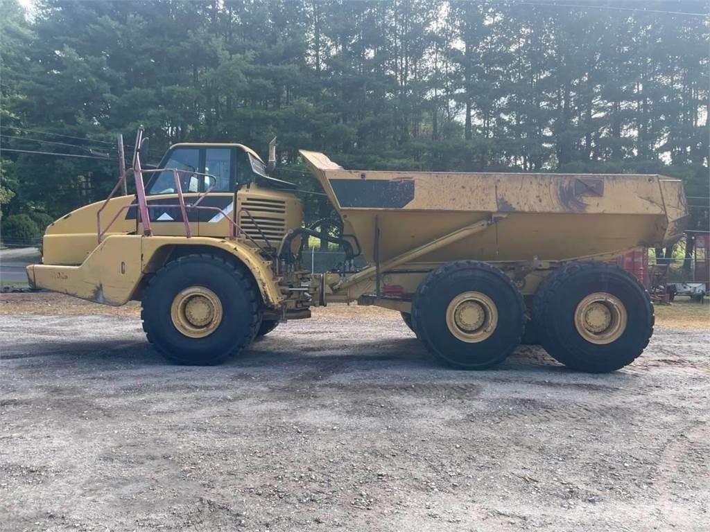 CAT 740 Artikulētie pašizgāzēji