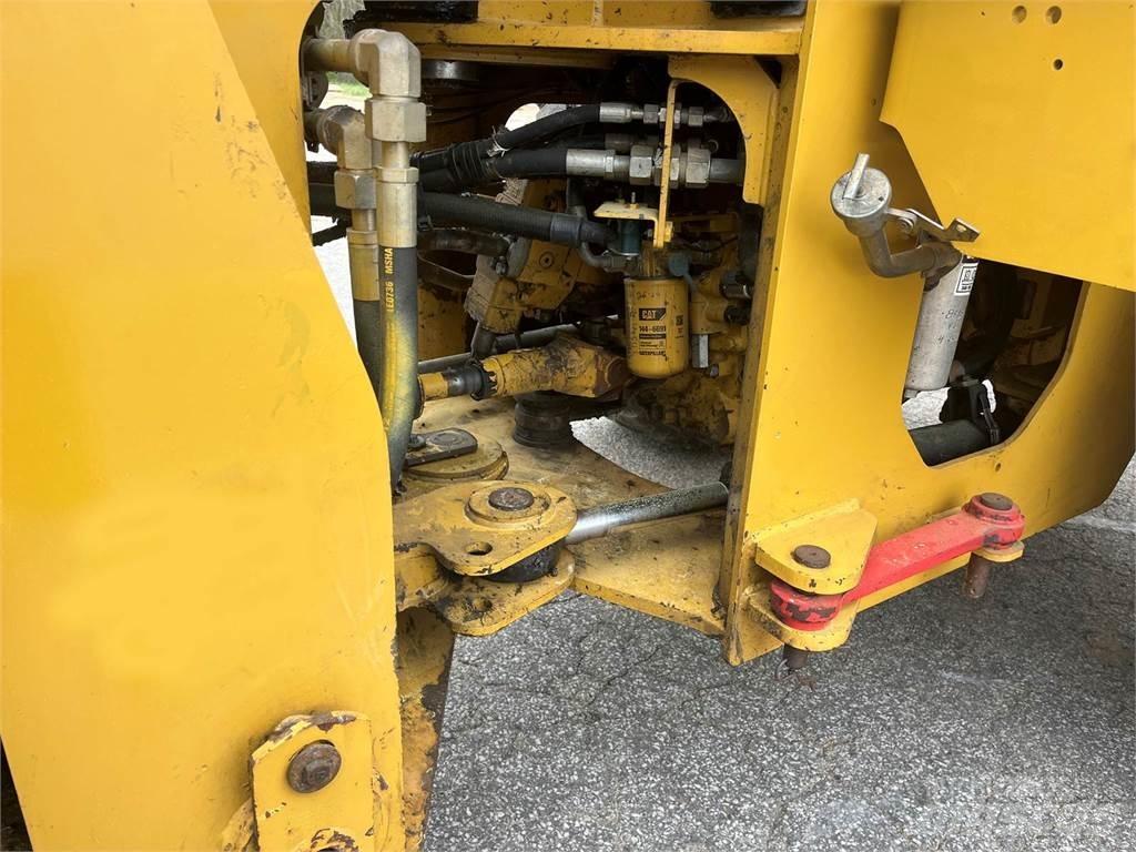 CAT 924K Iekrāvēji uz riteņiem
