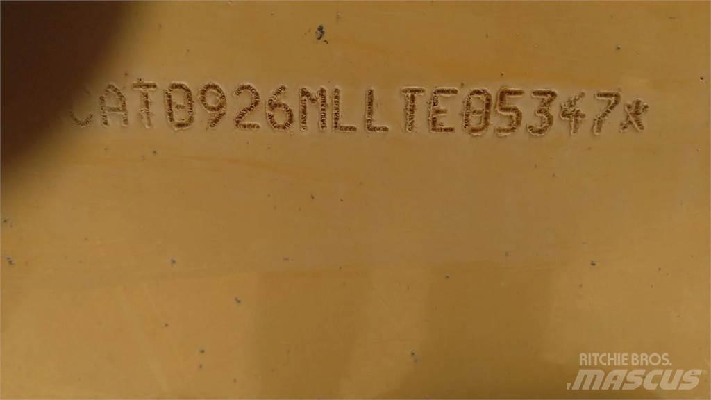 CAT 926M Iekrāvēji uz riteņiem