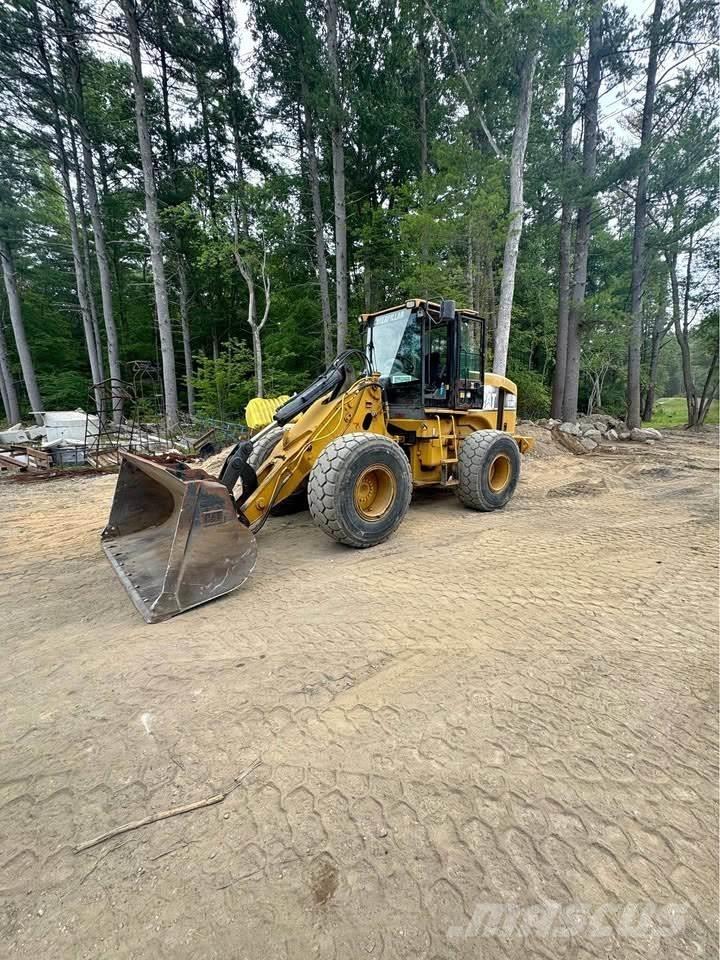 CAT 930G Iekrāvēji uz riteņiem