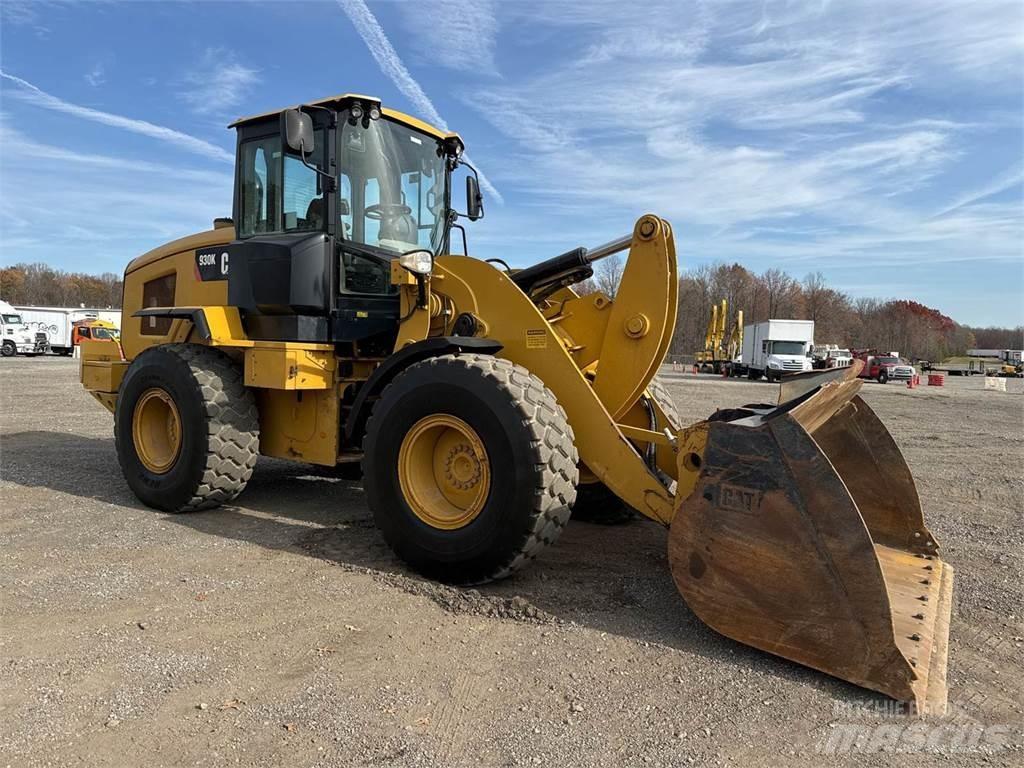 CAT 930K Iekrāvēji uz riteņiem