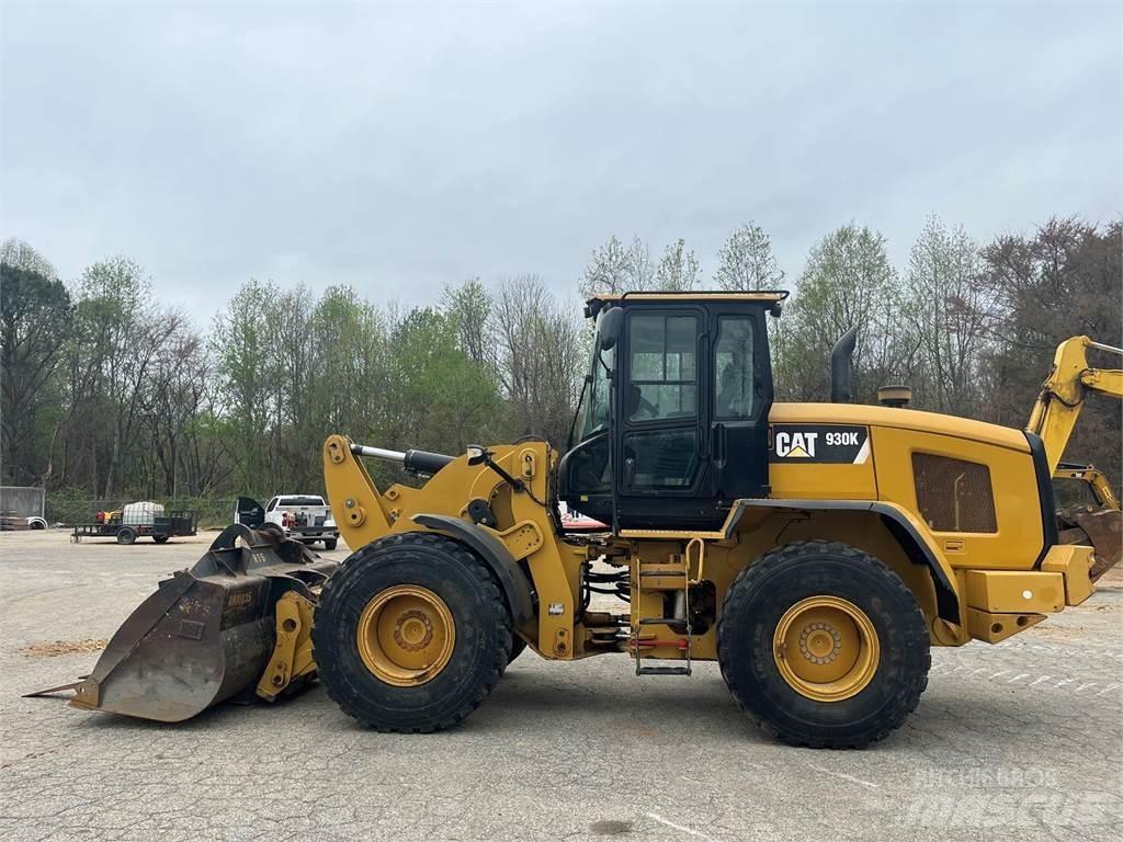 CAT 930K Iekrāvēji uz riteņiem