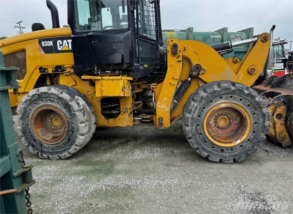 CAT 930K Iekrāvēji uz riteņiem