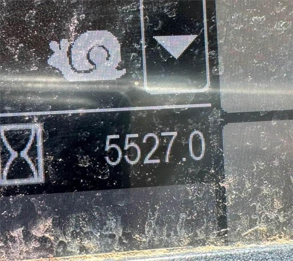 CAT 930M Iekrāvēji uz riteņiem