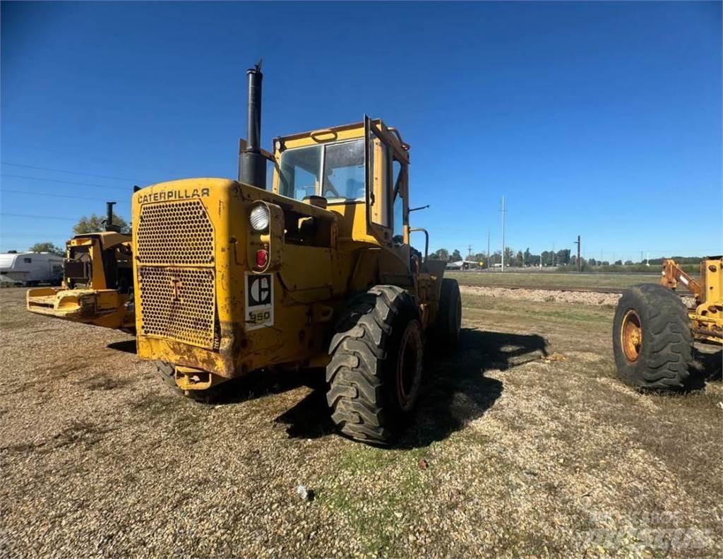 CAT 950 Iekrāvēji uz riteņiem
