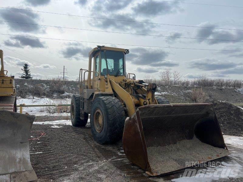 CAT 950B Iekrāvēji uz riteņiem