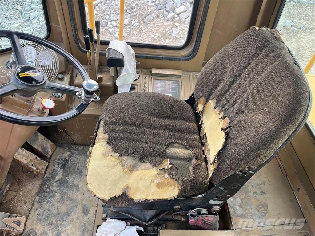 CAT 950E Iekrāvēji uz riteņiem