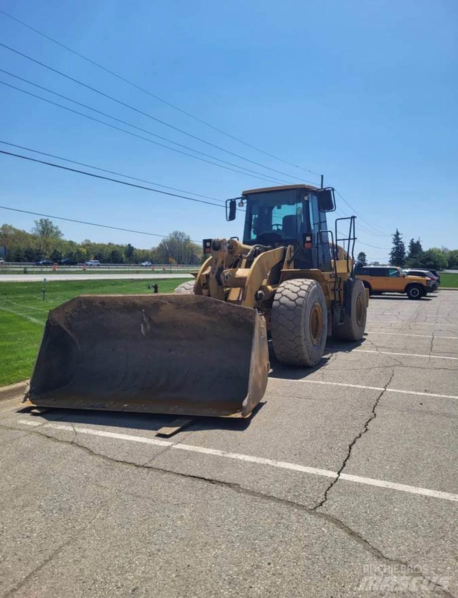 CAT 950H Iekrāvēji uz riteņiem