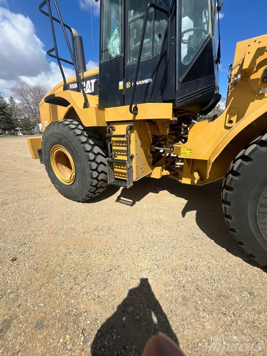 CAT 950H Iekrāvēji uz riteņiem