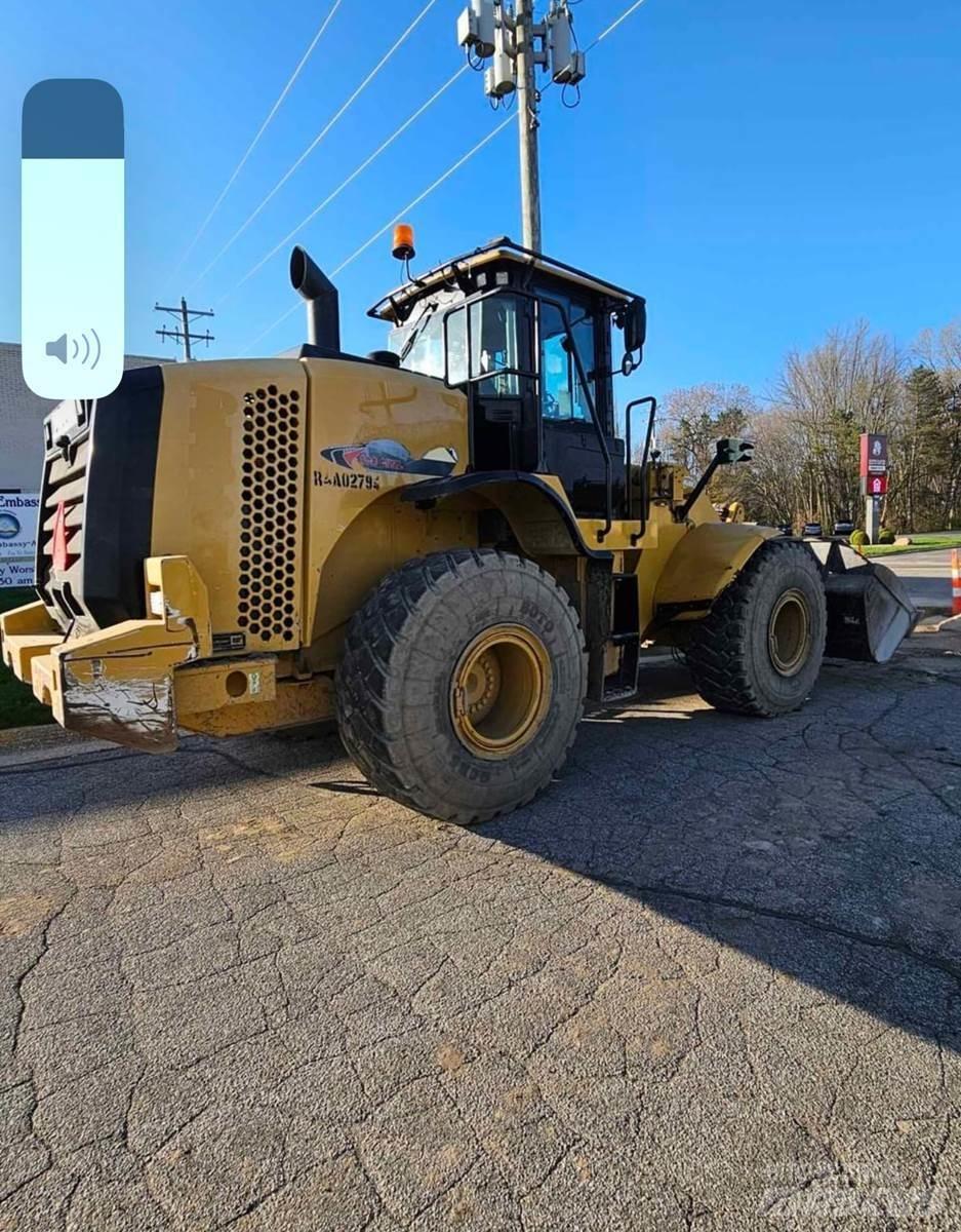 CAT 950K Iekrāvēji uz riteņiem