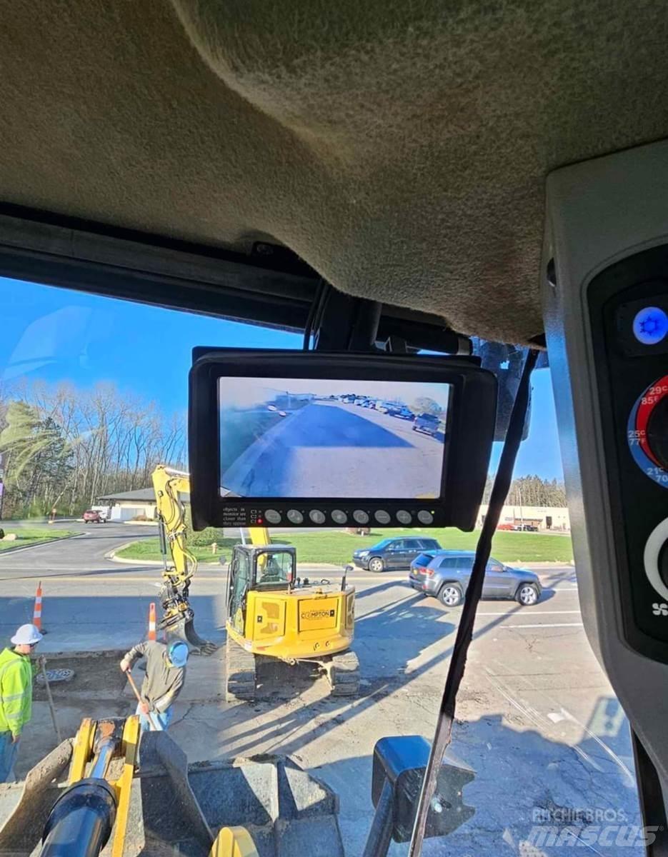 CAT 950K Iekrāvēji uz riteņiem