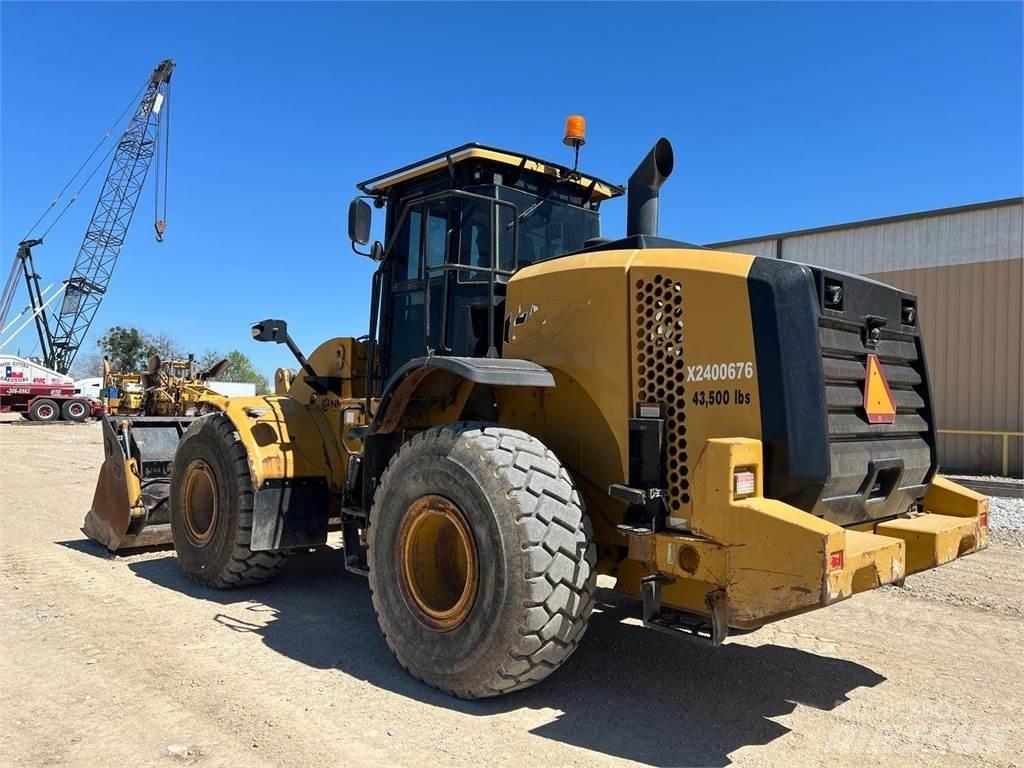 CAT 950K Iekrāvēji uz riteņiem