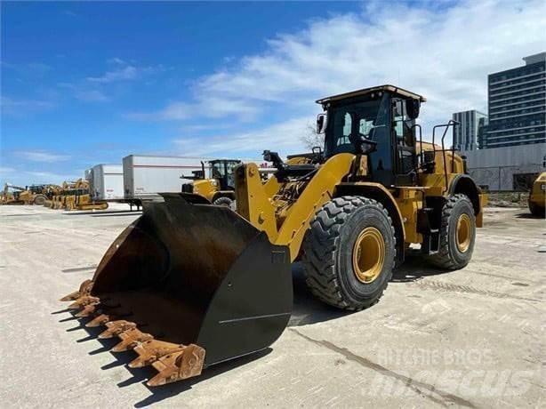 CAT 950M Iekrāvēji uz riteņiem