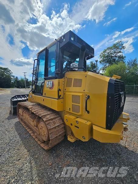 CAT 953 Kāpurķēžu iekrāvēji