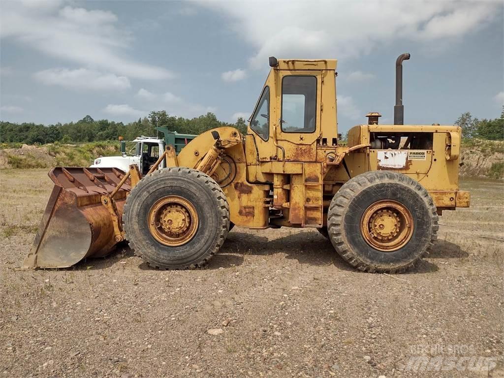 CAT 966C Iekrāvēji uz riteņiem