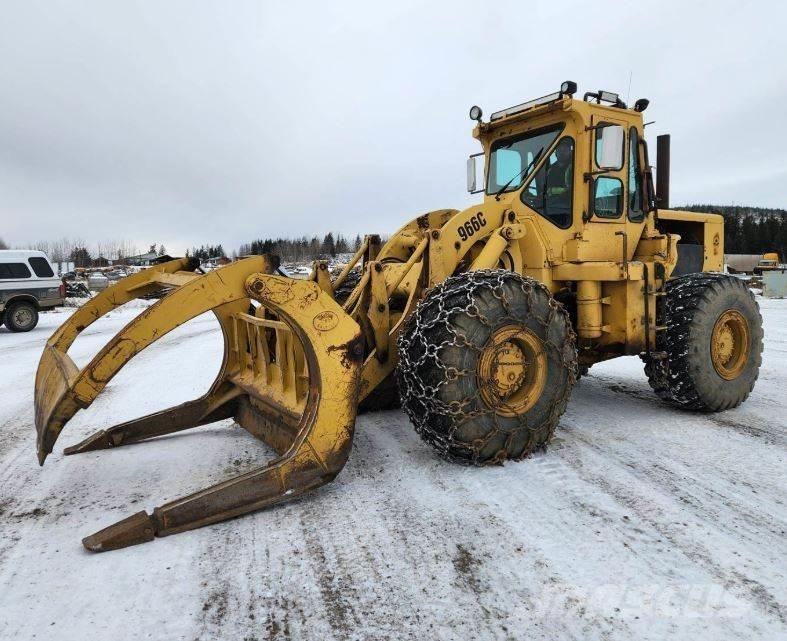 CAT 966C Iekrāvēji uz riteņiem