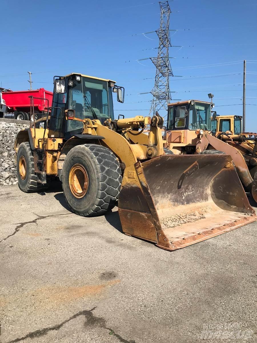 CAT 966G Iekrāvēji uz riteņiem