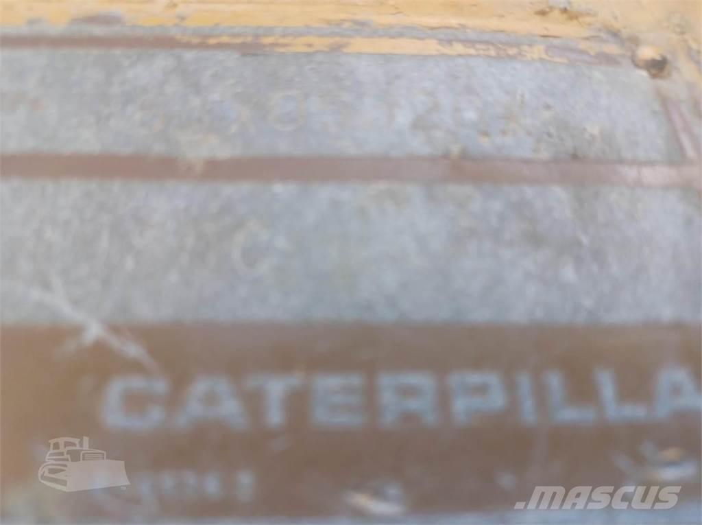 CAT 980C Iekrāvēji uz riteņiem