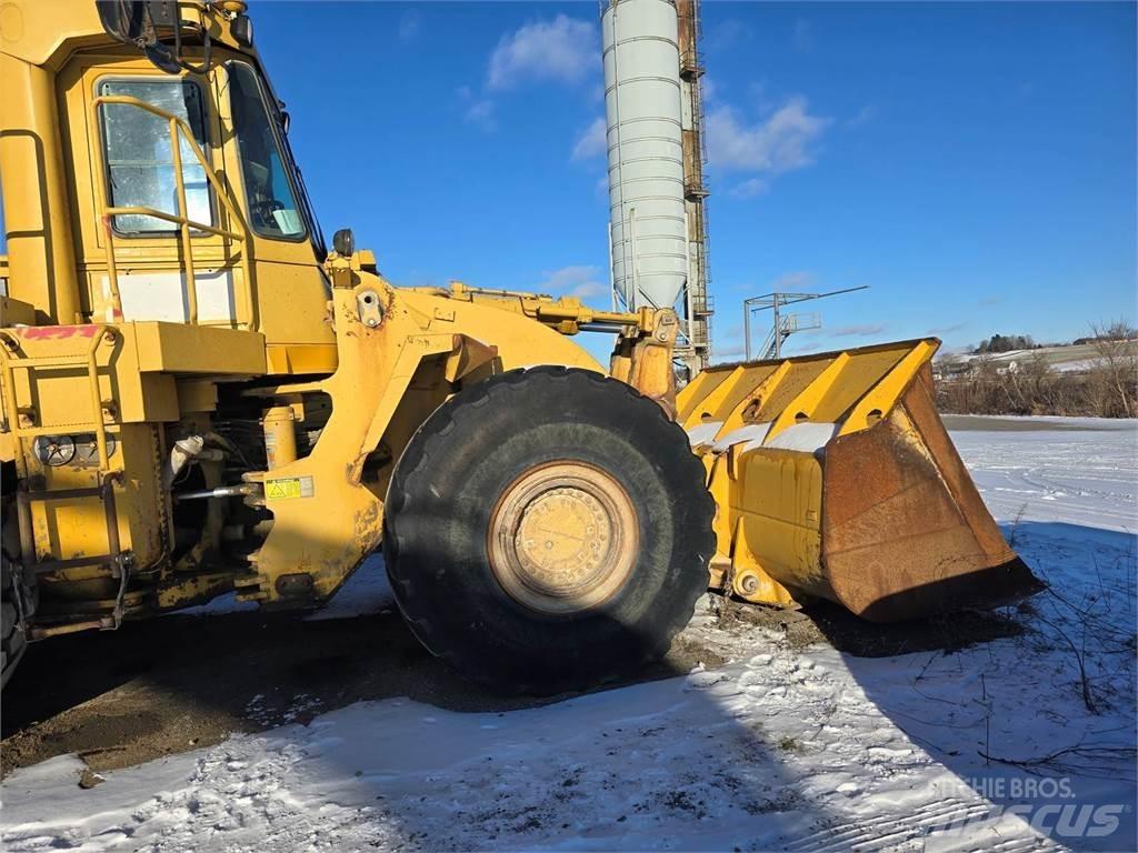 CAT 980F Iekrāvēji uz riteņiem