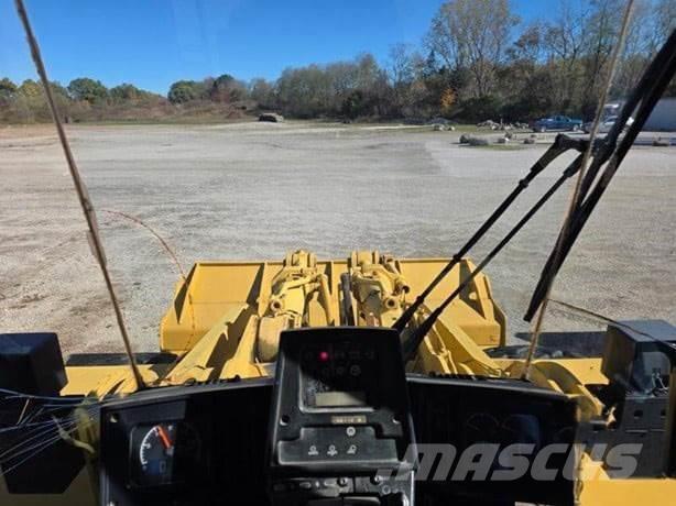 CAT 980G Iekrāvēji uz riteņiem