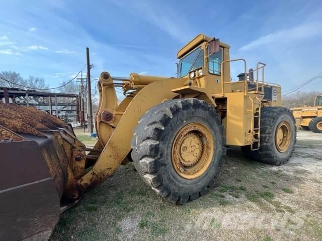 CAT 988B Iekrāvēji uz riteņiem
