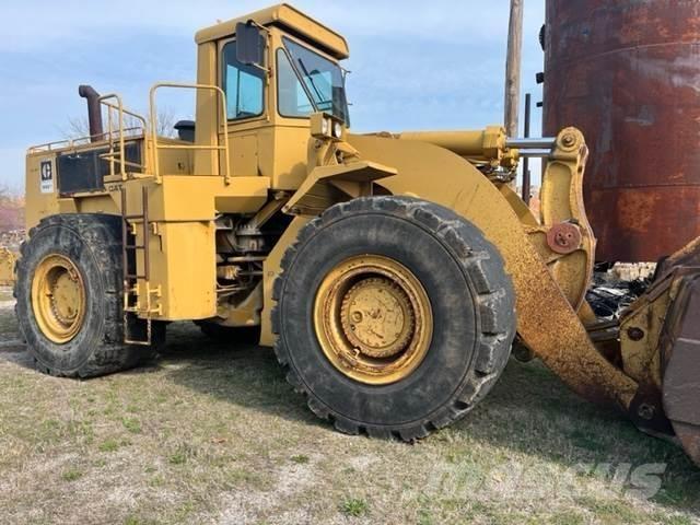 CAT 988B Iekrāvēji uz riteņiem