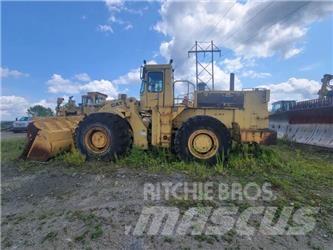 CAT 988B Iekrāvēji uz riteņiem