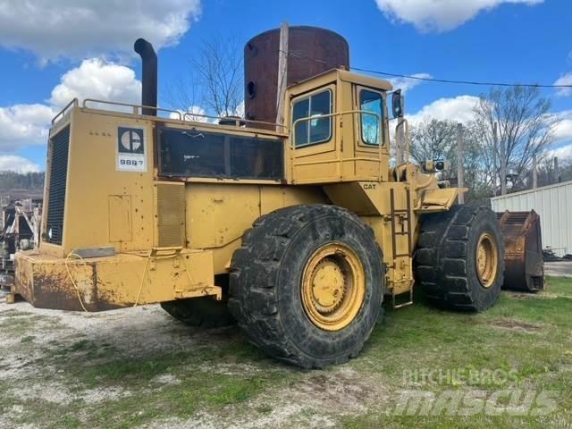 CAT 988B Iekrāvēji uz riteņiem