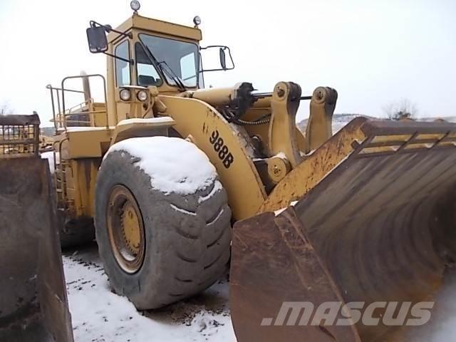 CAT 988B Iekrāvēji uz riteņiem