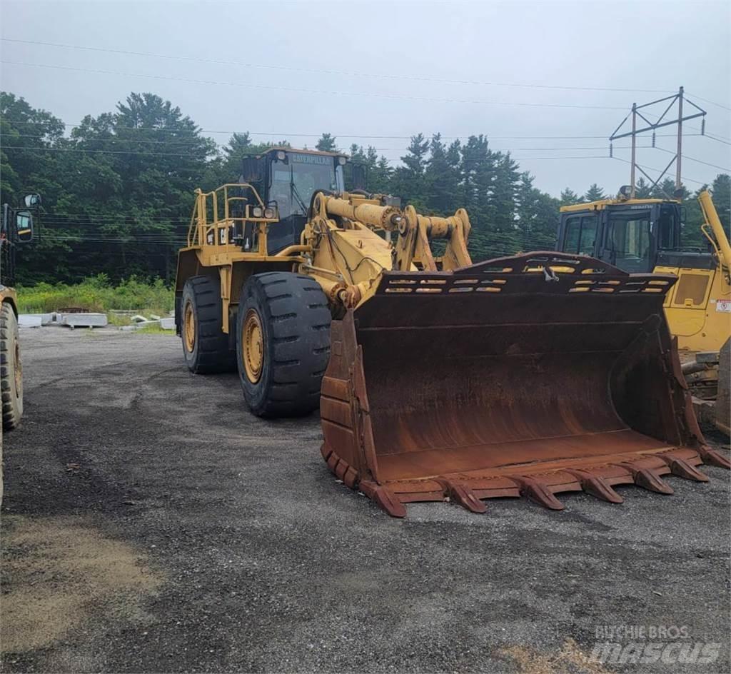 CAT 988G Iekrāvēji uz riteņiem